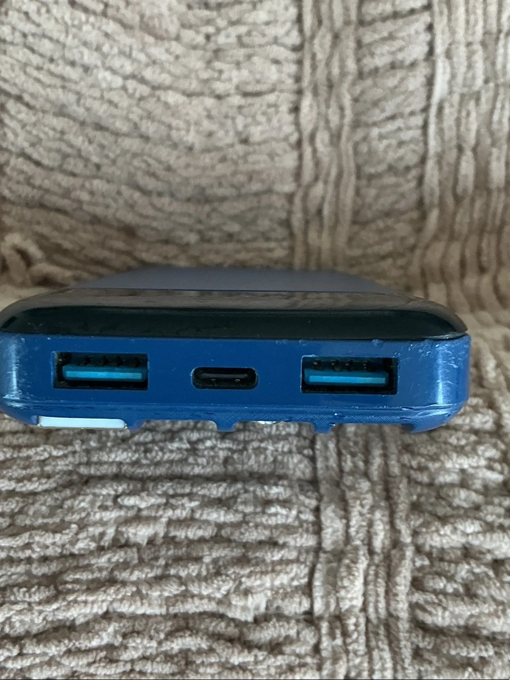 Portable Power Bank - Blueby charmast